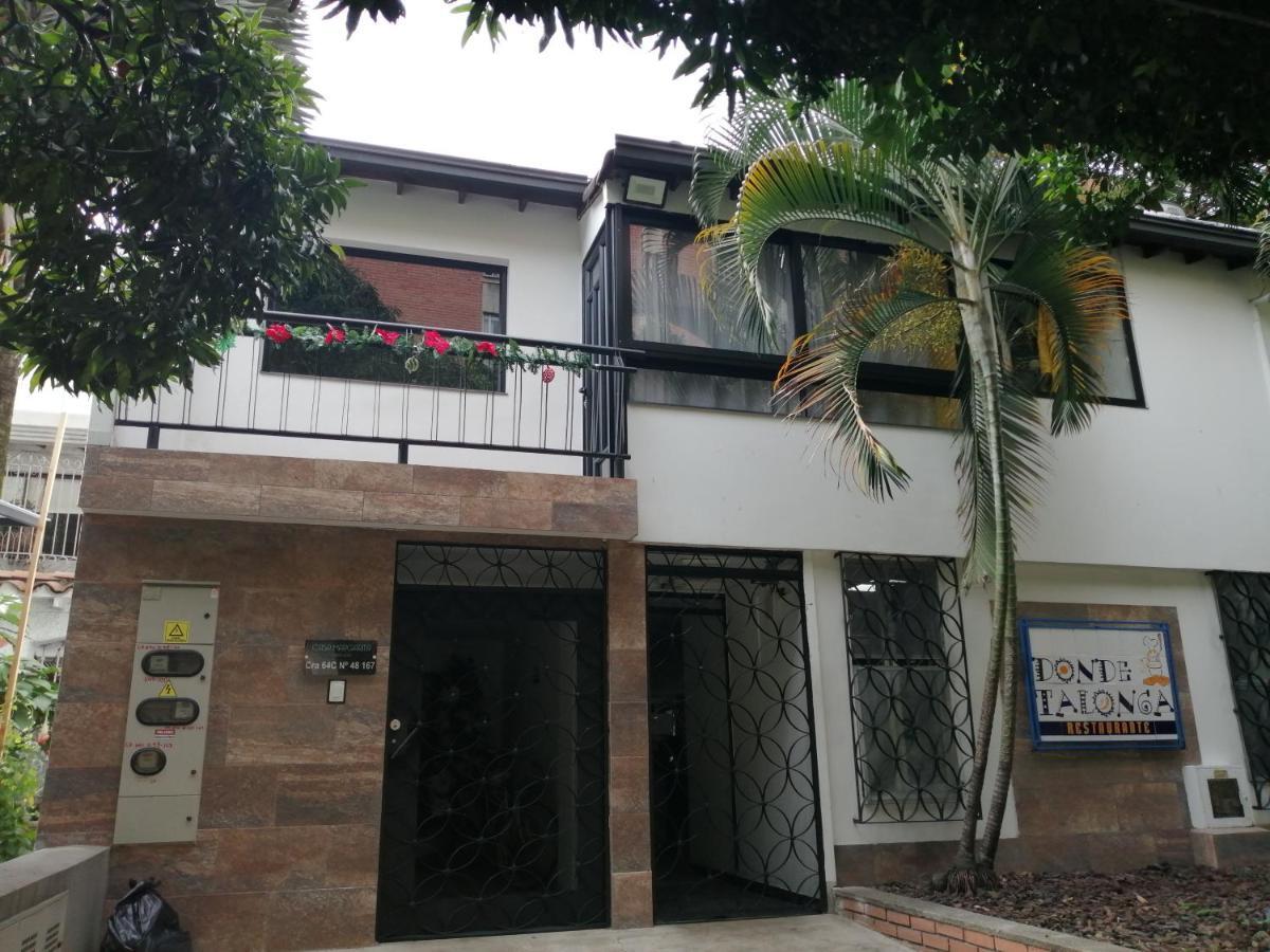 Apartamentos Amoblados Laureles Estadio Medellin Casa Margarita Zewnętrze zdjęcie